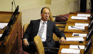 Diputados y más encima mal educados