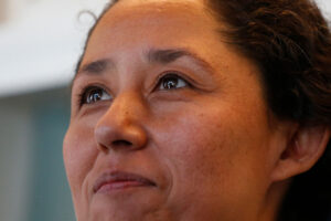 Fiscales Gajardo y Chong ponen un dato: vender CDs piratas y cohecho de autoridades tienen la misma pena