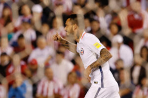 Mauricio Pinilla anuncia que 