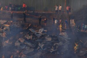 Fiscalía investiga incendio de Valparaíso: PDI afirma que “hay 99% de posibilidades de intervención humana”
