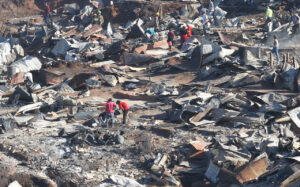 Incendio estaría completamente controlado entre este martes y miércoles