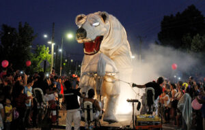 Rapa Nui inaugura Festival Teatro a Mil en su primera versión en la isla