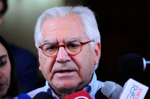 Gobierno califica de 