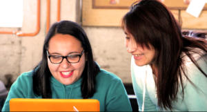 Laboratoria, el emprendimiento que enseña a programar a mujeres tendrá una maratón de talentos