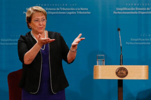 Bachelet cumplió un 58% de las promesas de la Cuenta Pública 2016