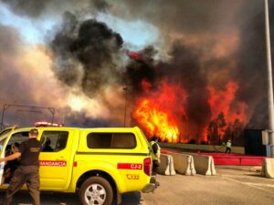 VIDEOS | Nuevo incendio forestal en camino La Pólvora y Gobierno declara Zona de Catástrofe en Valparaíso
