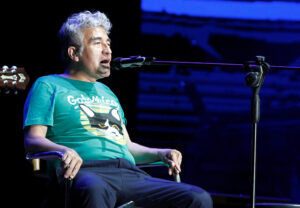 Amigo de Jorge González entrega detalles del incidente en camarines durante la Cumbre del Rock