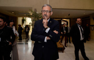 Rápido y furioso: diputado Letelier apeló a fallo que lo dejó sin licencia de conducir indefinidamente