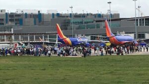 VIDEO | Tiroteo en aeropuerto de Florida deja un saldo de cinco fallecidos y ocho heridos