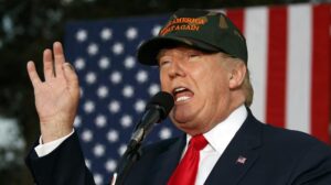 Ford suspende millonario plan de inversión en México tras amenaza de Donald Trump a General Motors