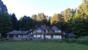 Visita a Residencia Inalco: el lugar donde Hitler habría vivido tras fingir su muerte