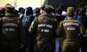 Carabinero está hospitalizado en extrema gravedad tras ser baleado en el rostro en La Legua Emergencia