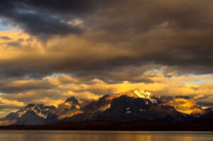 Conaf sobre israelíes expulsados de las Torres del Paine: “Tienen la cultura de no obedecer”