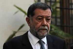 Mahmud Aleuy responde a emplazamiento de Arancibia: 