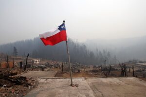 Santiago entregará 100 becas en el INBA a estudiantes afectados por incendios forestales