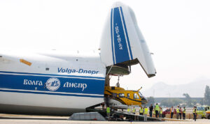 Burocracia frena uso de helicóptero nocturno y llega sin el equipo necesario para ese propósito