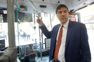 Easy Taxi se suma a la polémica entre Transportes y los taxistas: 