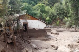 Lluvias de verano dejan 377 aislados, 19 desaparecidos y 3 personas fallecidas