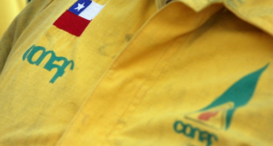 Denuncian a Conaf por vertimiento de 2 mil litros de líquido retardante en el sur