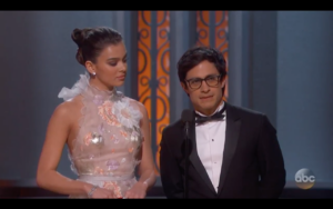 Video del momento: este es el discurso anti Trump que lanzó Gael García Bernal durante los Oscar 2017