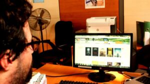 Dibam estrena moderno sistema digital con 12 mil libros para TODOS