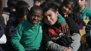 Educación intercultural: USS abre el primer posgrado sobre integración de inmigrantes a colegios y jardines