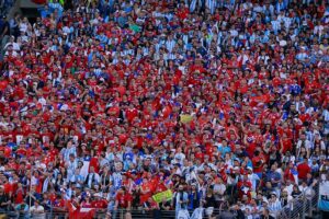 Esto es lo que deberán pagar hinchas chilenos para ir a ver a La Roja contra Argentina