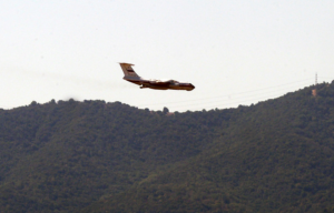 IIyushin vuela a Parral a combatir nuevo incendio forestal