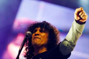 Cuatro frases para enmarcar: durísima crítica al Festival de Viña de Roberto Márquez, líder de Illapu