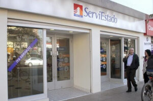 La historia del ingeniero agobiado por las deudas que robó 21 millones de pesos de un banco