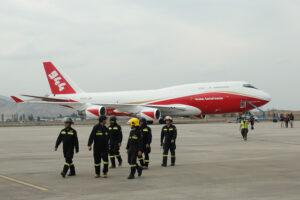 No quiso quedarse atrás: Andrónico Luksic agradeció a Lucy Avilés por el SuperTanker con este mensaje