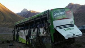 Estas son las identidades de los chilenos heridos en accidente de Tur Bus en Argentina