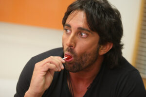 Mensaje de ex chico reality contra modelo evidencia el nivel de la televisión chilena por estos días