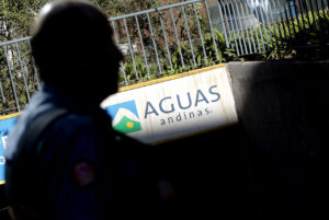 Aguas Andinas demanda a Municipalidad de Maipú por deuda de $7.200 millones