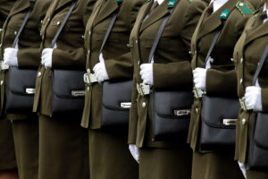 Fraude en Carabineros: solicitan ampliar plazo de investigación y formalizar a otros 17 imputados