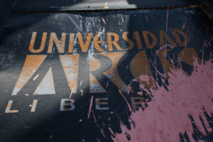 Liquidador de la Universidad Arcis decreta el despido de todos sus académicos y funcionarios