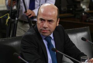 Revelan nombres de los cinco funcionarios que fueron denunciados por Contraloría