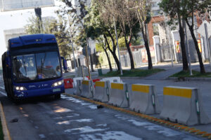 La vida en la micro: estudio revela que tiempo promedio en Transantiago subió a 48,2 minutos