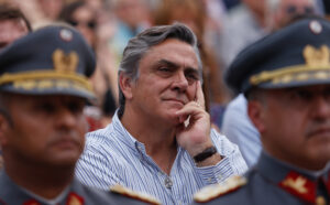 UDI pide a Pablo Longueira que vuelva a militar pese a situación judicial