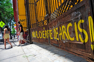 Partido Comunista se desliga de crisis de la Universidad Arcis tras su quiebra