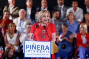 Fiscalía Oriente pide a la PDI que tome declaraciones a Cecilia Morel y Magdalena Piñera en caso Bancard