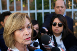 Matthei no financiará Feria del Libro Infantil: 