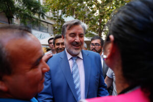 Guillier critica sistema de AFP pero ahorra $1,3 millones al mes en APV con beneficio tributario