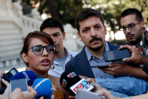 Frente Amplio fija fecha para primarias “ciudadanas” con inédita votación por internet