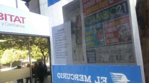 FOTO | "En este kiosco no vendemos LUN": el mensaje que se replicó en varios comercios del país