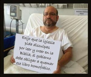 Iván Moreira le da duro al vocero de Movilh por una foto falsa que todos notaron (menos él)