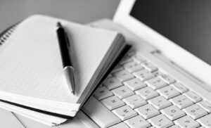 Diez cuentas en YouTube de profesores que entregan educación gratuita, de calidad y en video