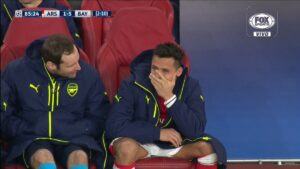 VIDEO | Los cuestionamientos en Inglaterra a Alexis Sánchez por su reacción tras gol de Vidal