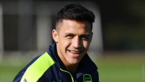Arsene Wenger golpea la mesa y habla del "posible conflicto" con Alexis Sánchez en el Arsenal