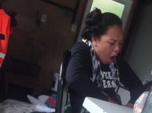 VIDEO | Joven grabó a su hermana bajo los efectos de la marihuana sintética para crear conciencia